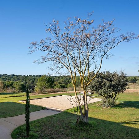 Ibis Styles Cabries Aix-En-Provence Tgv Otel Dış mekan fotoğraf